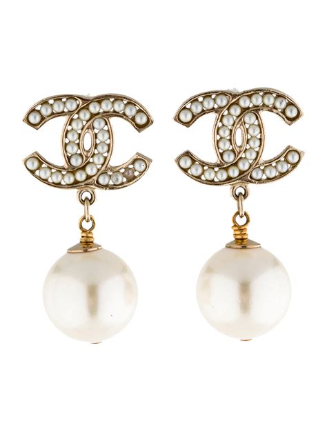 chanel pearl back earrings|chanel pearl drop earrings price.